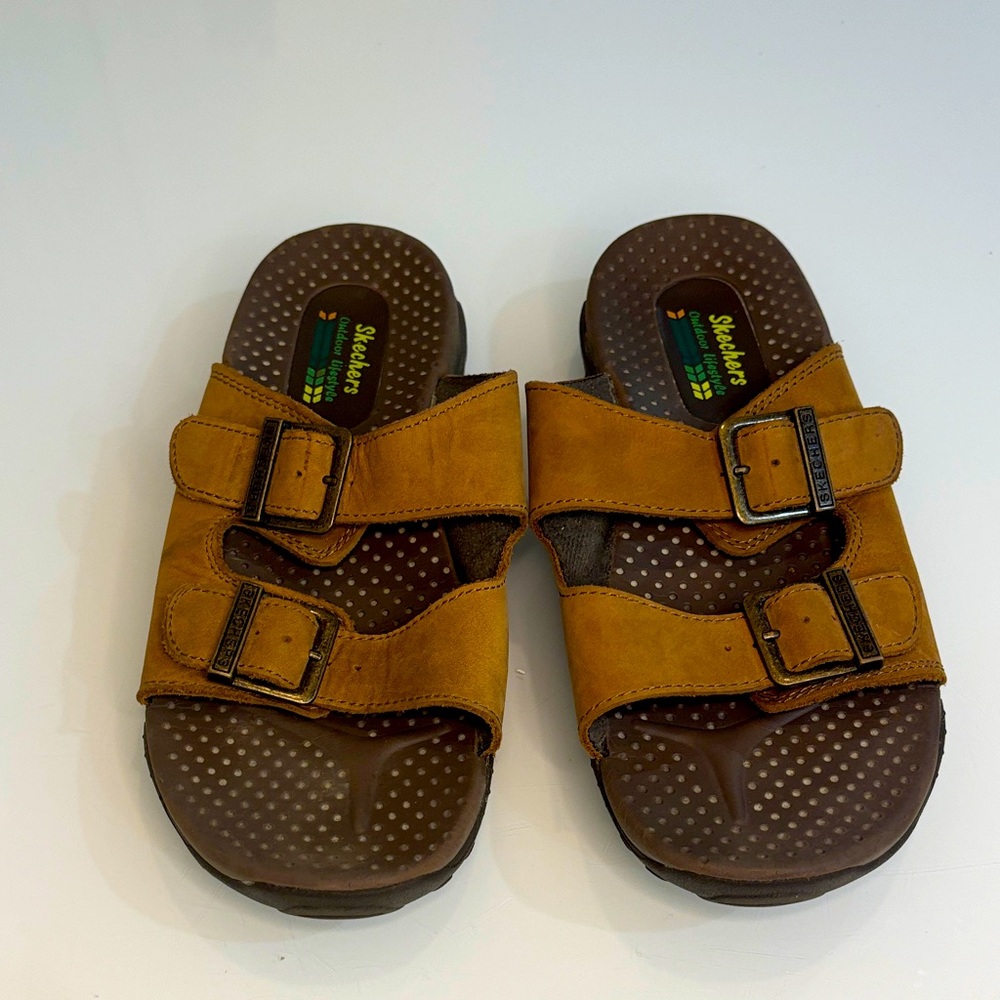 Sketchers Brown Suede Outdoor Lifestyle  Sandals